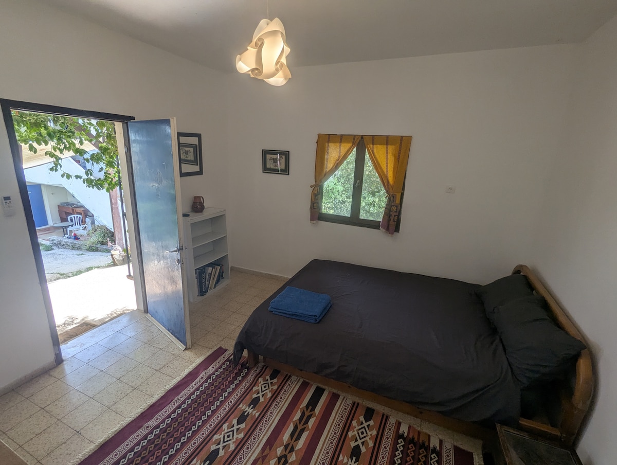 Garden Room details at A-Hatser Upper Galilee